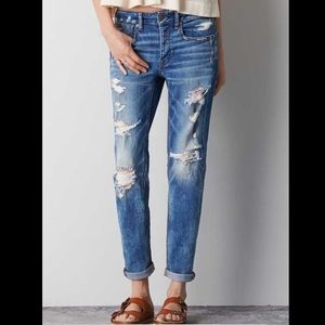 American Eagle Tomgirl Jeans Size 2